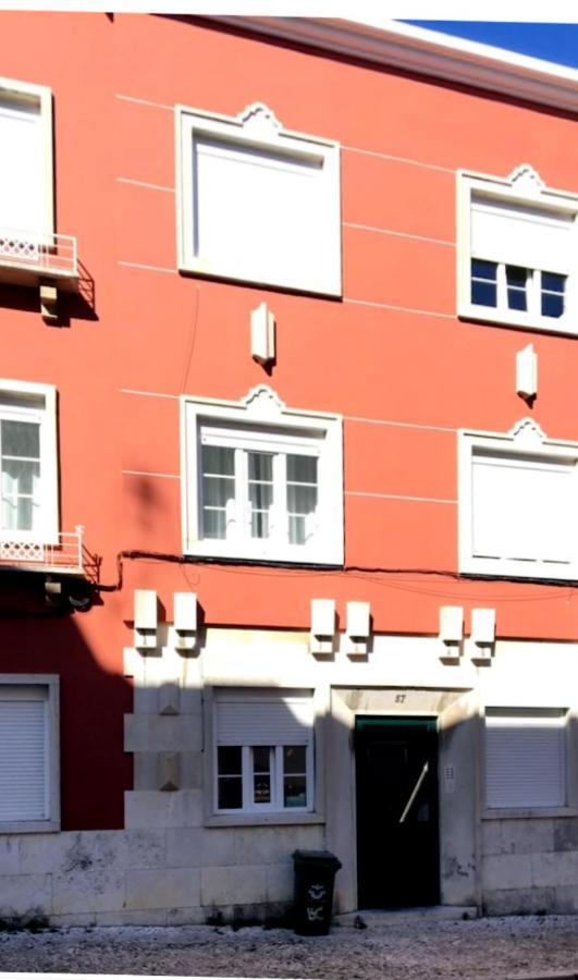 Sunny Apartment In A Typical Lisbon Neighborhood Εξωτερικό φωτογραφία